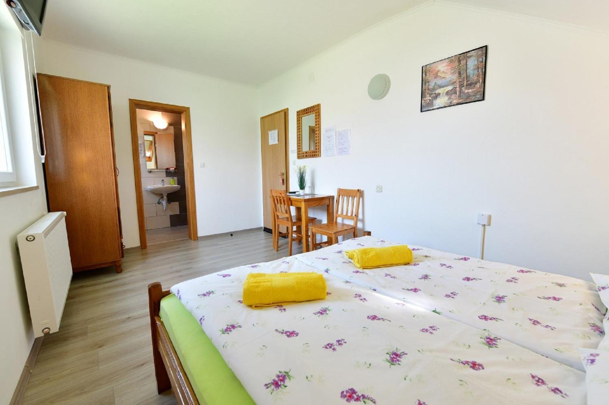 House Bicanic Selište Drežničko Kültér fotó